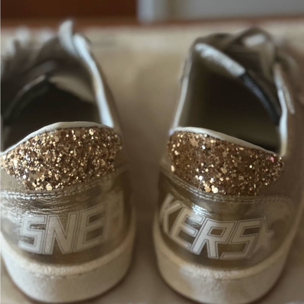 Golden Goose Ballstar Glitter Sneakers in Beige and White - Picture 3 of 5